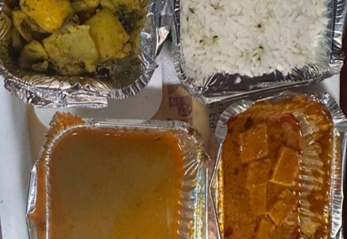 AAP Leader Sanjay Singh’s Wife Raises Concern Over Tejas Express Food, IRCTC Reacts