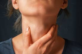 9 Early Warning Signs of Thyroid Problems You Should Not Ignore