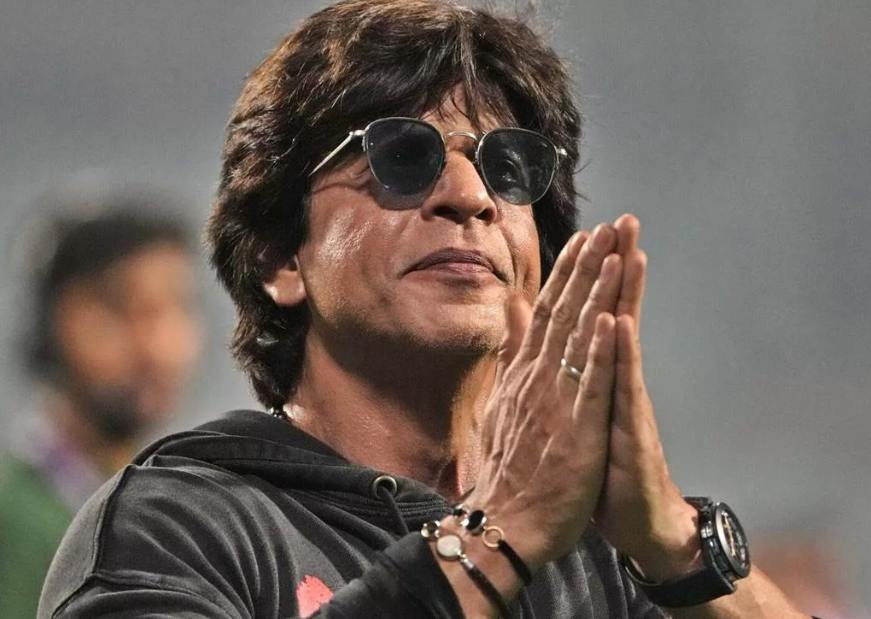 SRK’s Witty Reply To Fan Sharing “Wife Problems” Leaves Internet Amused